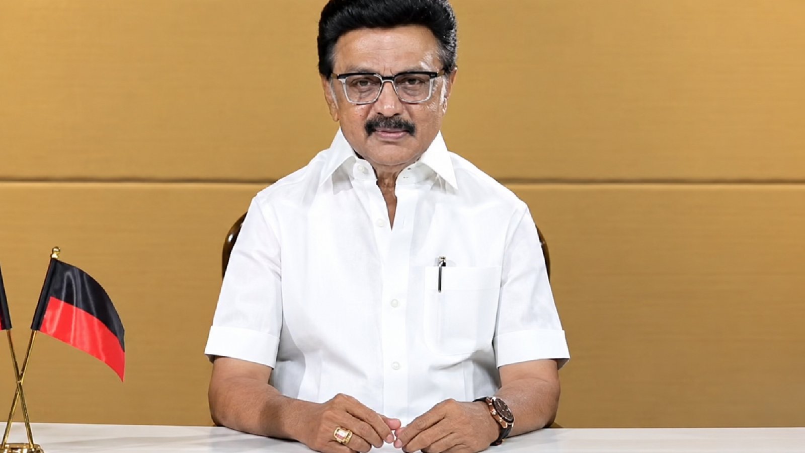 போலி பிம்பம்’ உடைந்ததில் பதற்றம் பற்றிக்கொண்டதோ? - மு.க.ஸ்டாலினுக்கு தவெக கேள்வி!